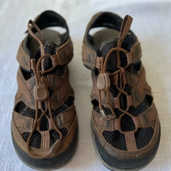 Merrell | Shoes | Merrell Cambrian Vibram Brown Leather  display picture 3